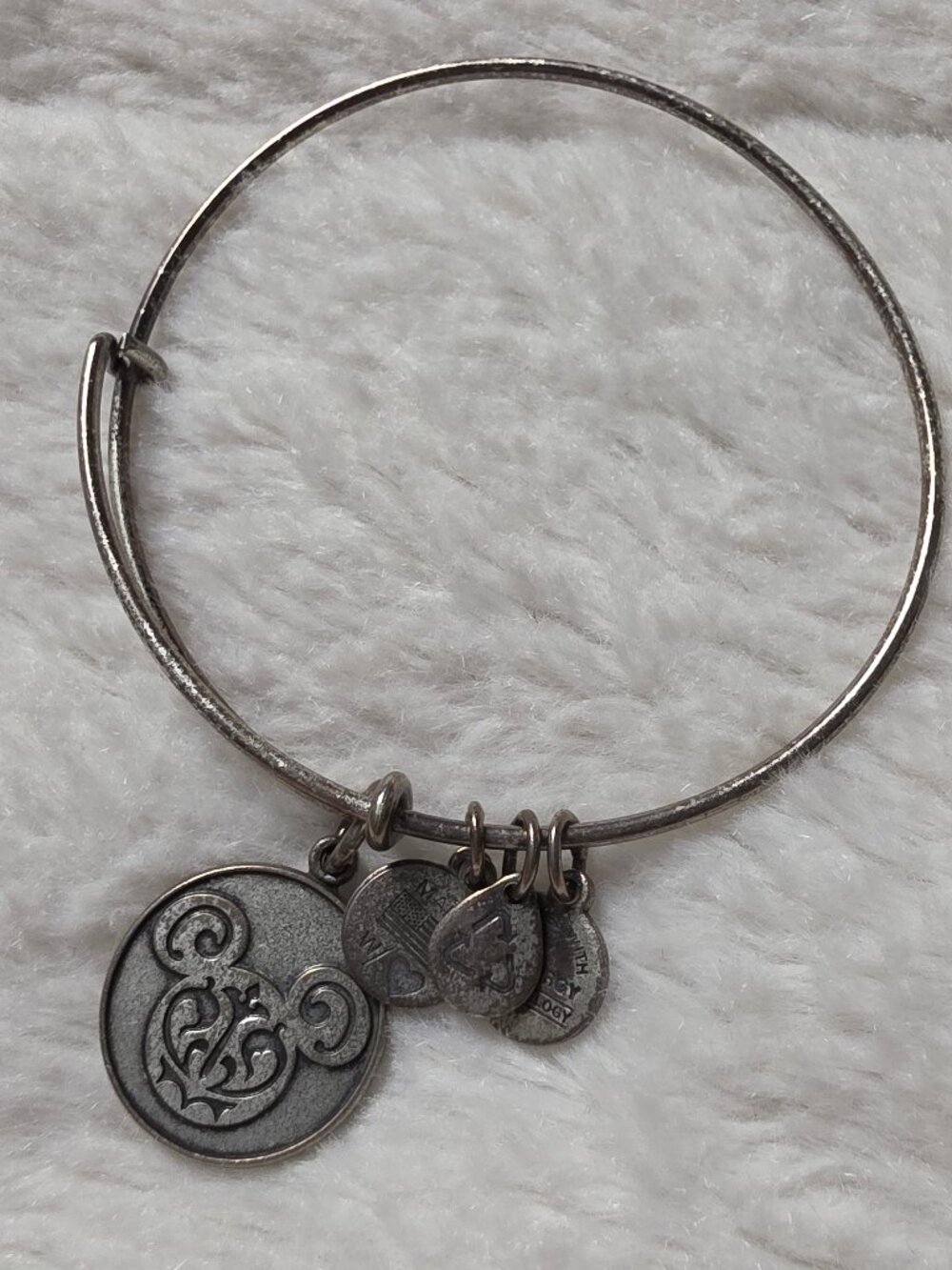2014 Alex and Ani Disney Mickey Mouse Bangle Charm Bracelet Silver Tone